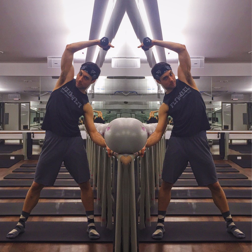 barreflyguy's tweet photo. Who's ready for a double shot at the barre? 9:30am Sat. &amp; Sun https://t.co/ywDXdtevIM @FlywheelChicago @FlyBarre https://t.co/weJhYWHL29