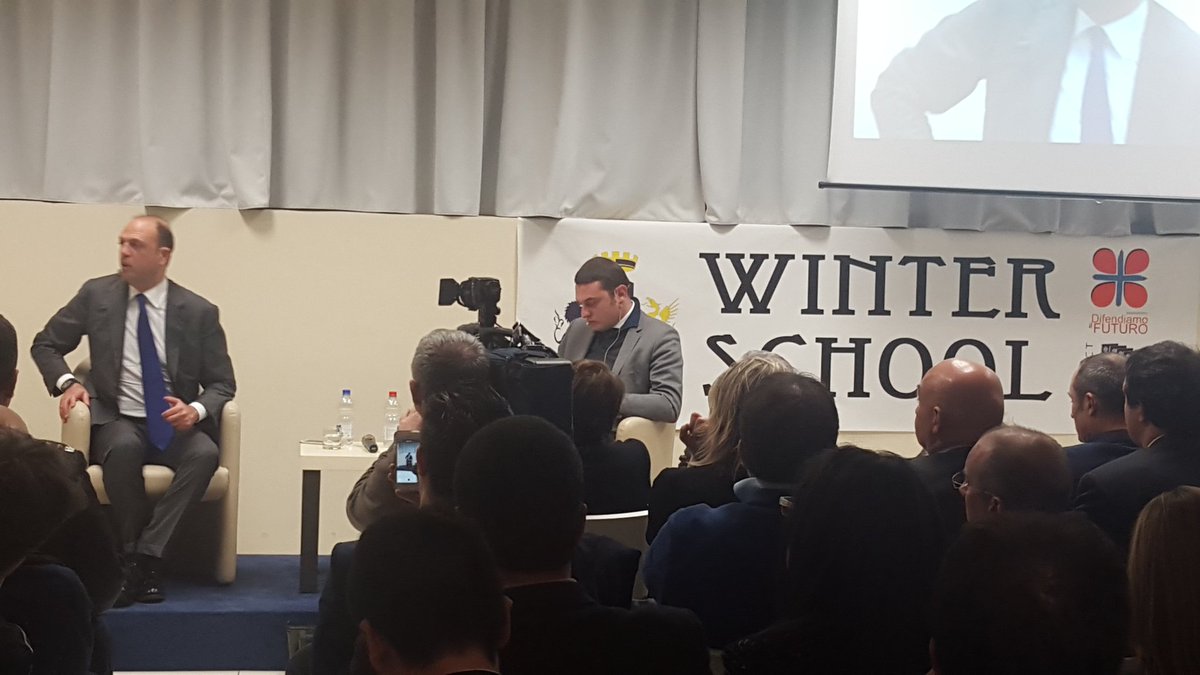 gmaddal3's tweet photo. @angealfa @SilvioMagliano at @difendifuturo winter school! @MFArtusi https://t.co/bWimjgVF1q