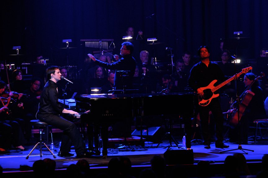 Michael Cavanaugh, “The new voice of American Rock and Roll Songbook!” to perform at the NATO Annual Awards Dinner.
