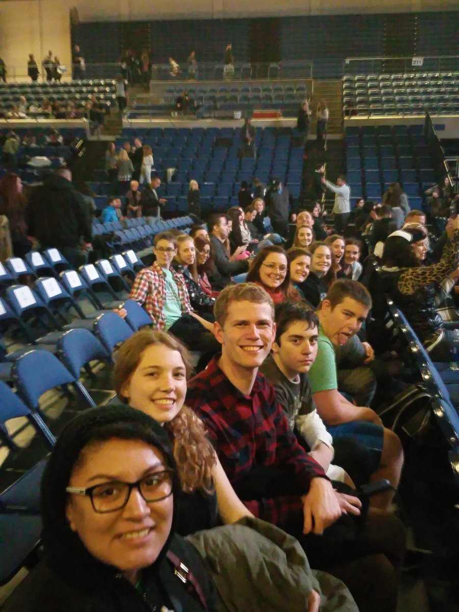 rstudentculture's tweet photo. #RSCinSac2016 
Ready to encounter His presence!

#HereWeGo https://t.co/SXq1zRkBQe