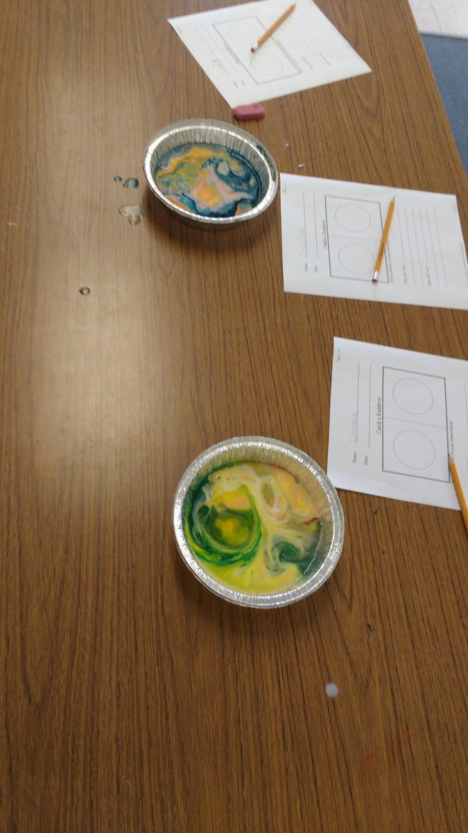 sarahouston379's tweet photo. Catch a rainbow milk experiment! #forabetterus #learning #becauseY @LompocYMCA https://t.co/PrcIWXJNte