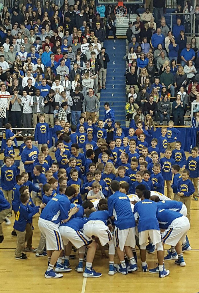 CHSBigGame's tweet photo. Greyhound Nation was getting Rowdy tonight! #downwithpike #carmelball https://t.co/5dniPhTA7L