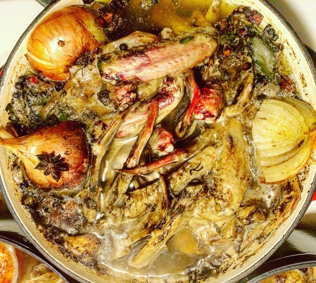 heirloomtoronto's tweet photo. Guess what's back this #weekend?#homemade #Duck #poutine @EGbrickworks @foodtrucksTO @KingColeDucks @blogTO #torobto https://t.co/4QkyCCWYka