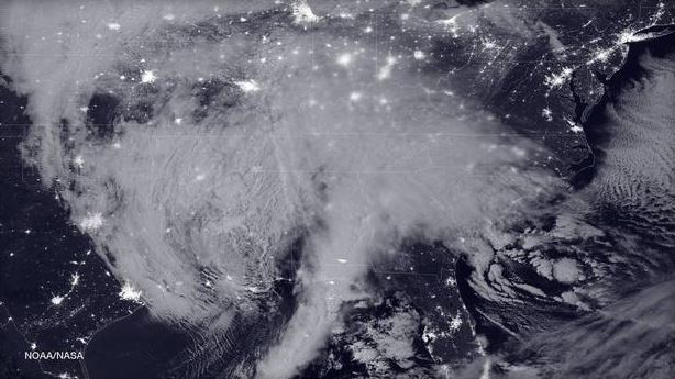 nicksologist's tweet image. Blizzard From Space!: cbsn.ws/1QjL0qi cc: @blizzard_nyc
