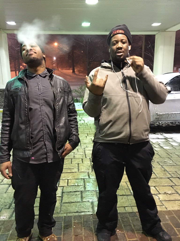 TheRealjuwop_'s tweet image. #VFTWD on they way