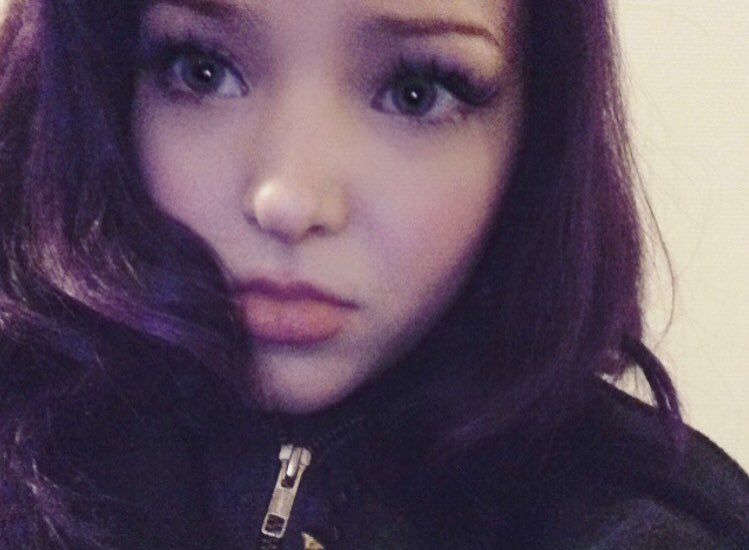 "Mal can be cute." 💜😈