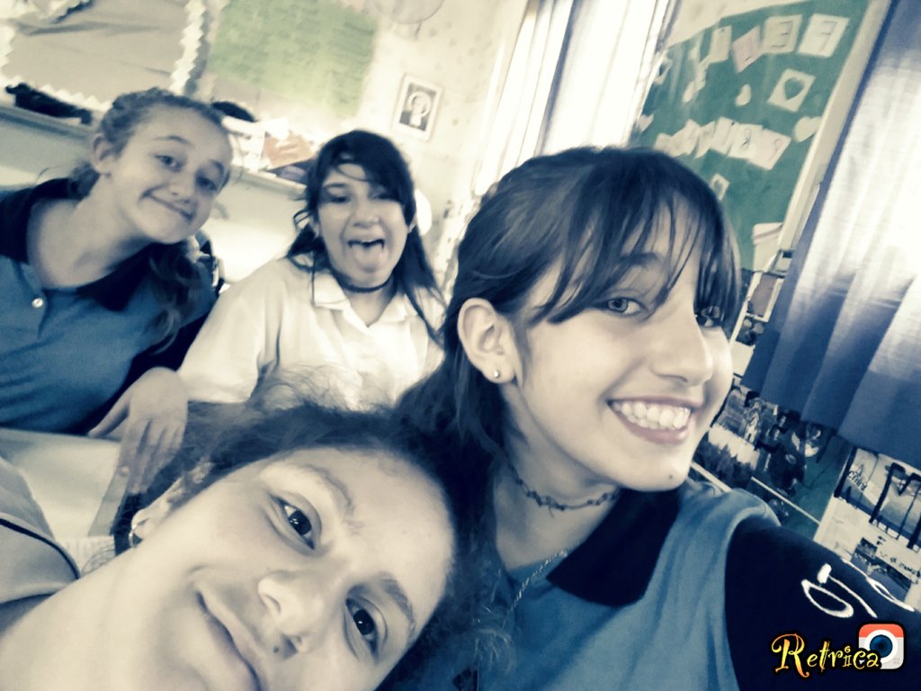 luna_sabella's tweet photo. las voy a extrañar #egresada2015 https://t.co/hJd28o8aE0
