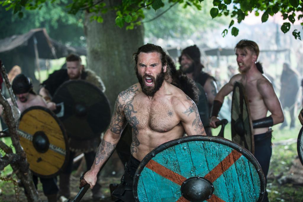 HistoryVikings's tweet photo. They are coming. February 18th is not too far away! #Vikings https://t.co/Co9BqwGgJS https://t.co/vb0vxexi5b