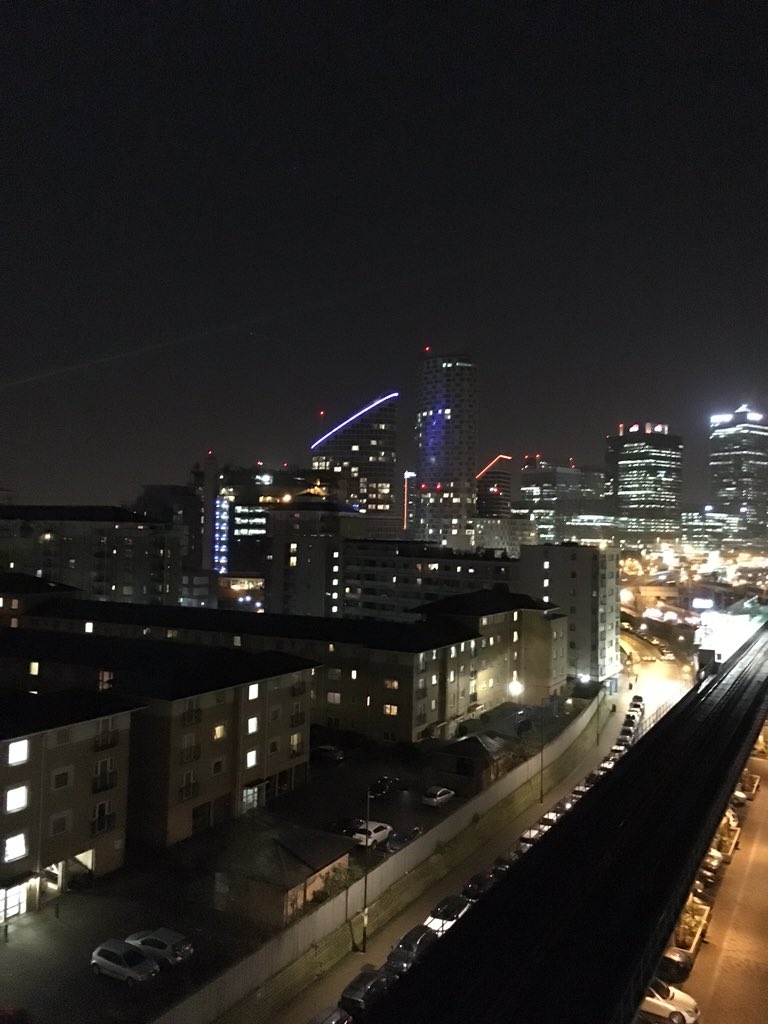 RugRants's tweet photo. Enjoying a quiet flat, this view and looking at this view! #LondonNightLights https://t.co/fwly3lrmyp