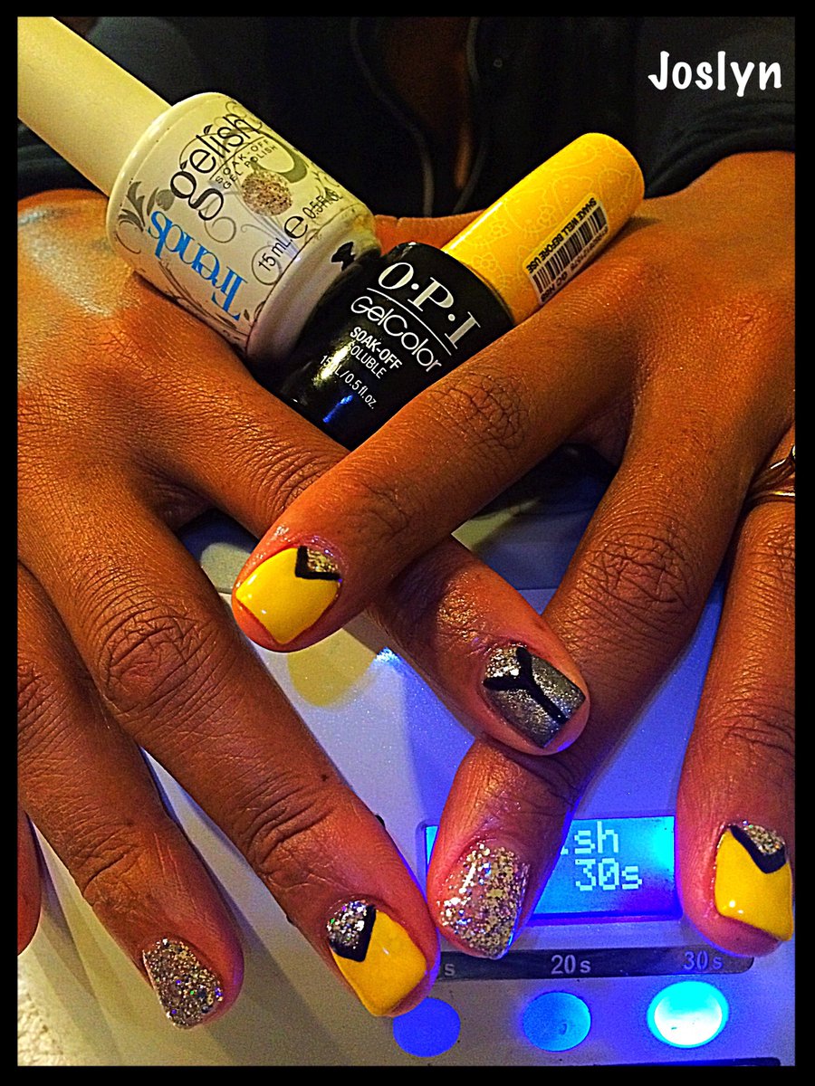 JDUECE2011's tweet photo. Unleash the SUPERHERO in you!!!! #OPI #Gelish #GelPolish #SuperheroNails #ShortNailsRock @TheNailandSkinBar https://t.co/ndsR8qNSdv