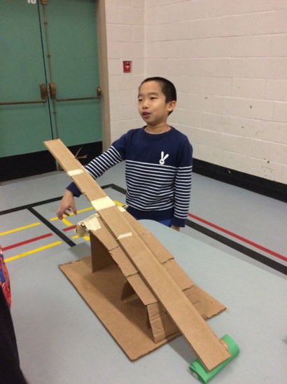 blundellelem's tweet photo. A simple machine using incline planes. https://t.co/y63gJ3f17I