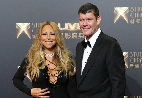 eentertainment's tweet photo. Right now on #ENews we're discussing Mariah Carey &amp; James Packer engagement details! (i.e. that 35-carat ring...💍) https://t.co/SEyuXEEGu1