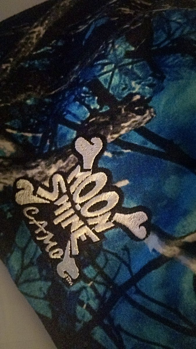 CoreyBrossman's tweet photo. It's official!! Moonshine Camo is now a partner to Innerlocs OutThere!! #undertoe #muddygirl #outshine https://t.co/Z5jiEiVLjr