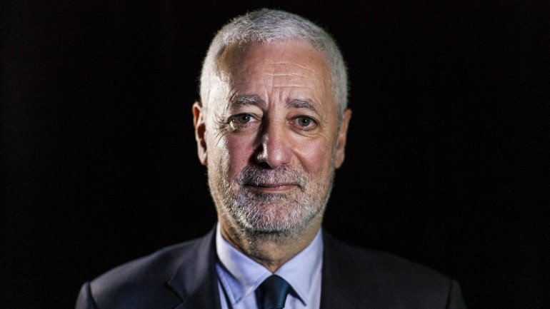 claudiasilva's tweet image. «somar as nossas diferenças» #snap2016 #SampaioDaNovoa 
(fotografia de Hugo Amaral)