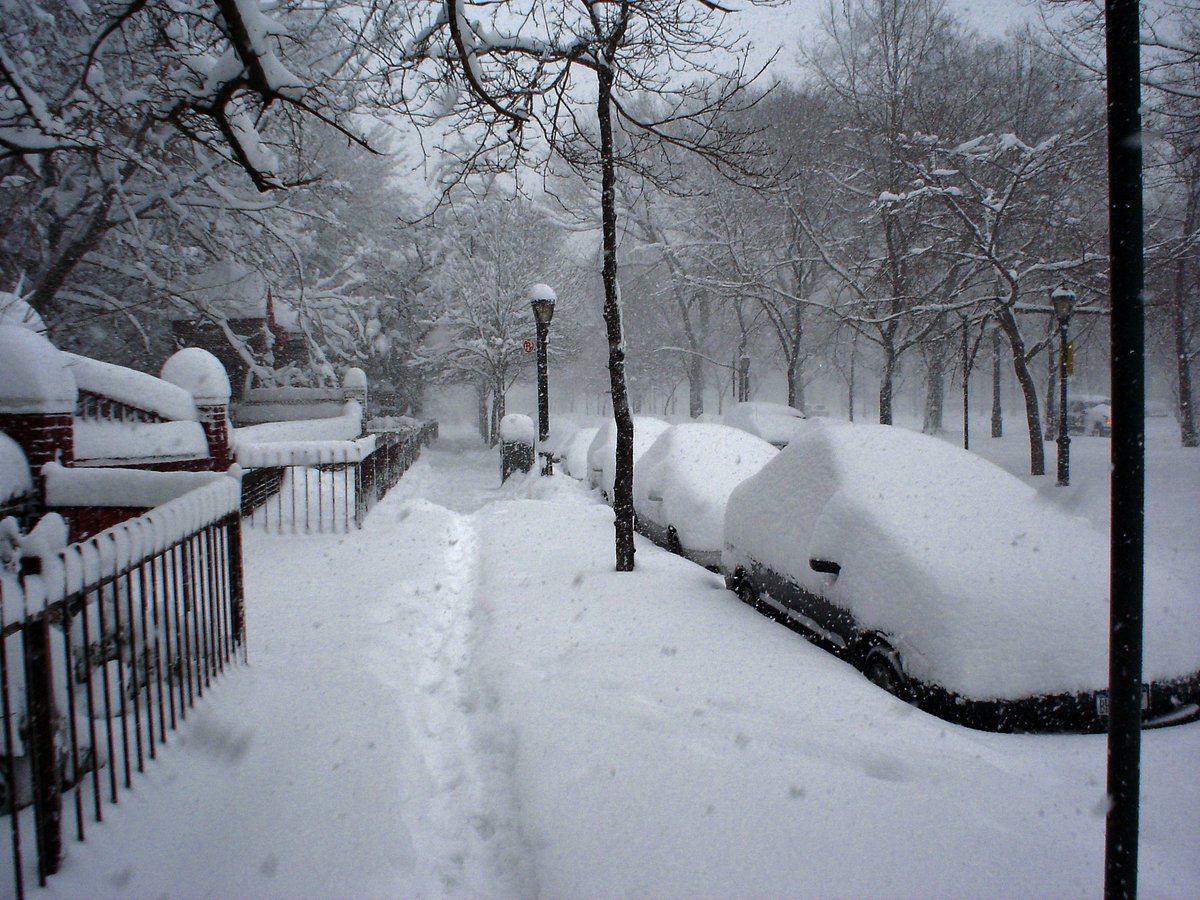 galeabrewer's tweet photo. #ProTip: Take advantage of the weather and finish your Community Board application! https://t.co/9lVKCMUxLl https://t.co/BwJtGU2NUo