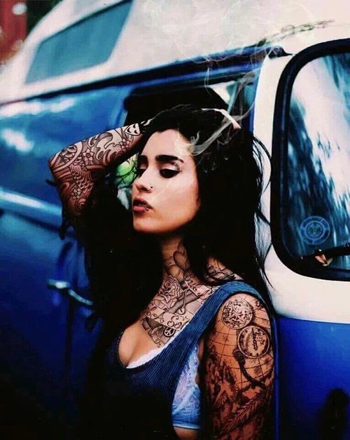 alessiaswine's tweet photo. Y si se relajan? me va a dar un hiptus DIOS MIO. 

#5HBestFan2016 https://t.co/jbbNOIXQct