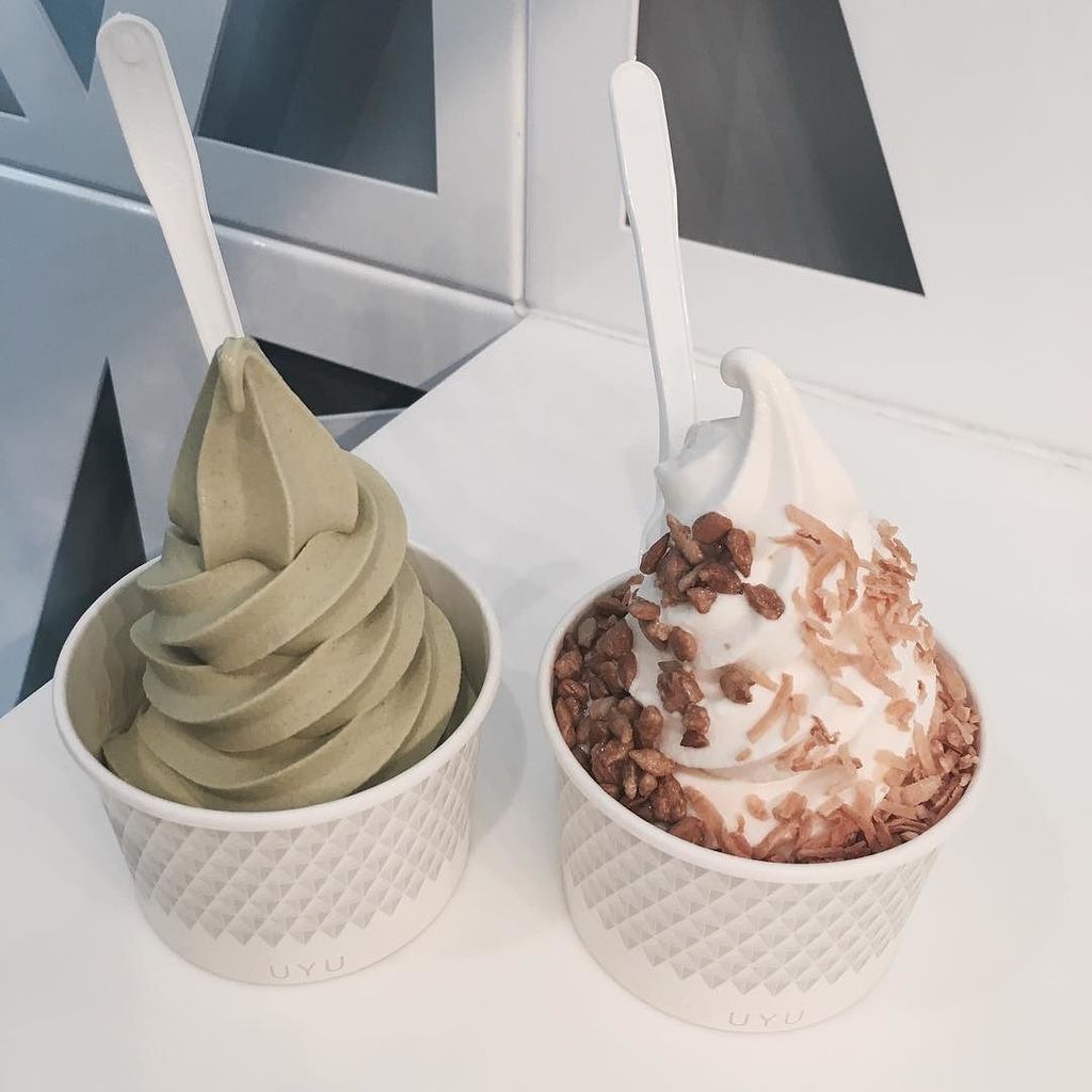 VANCITYsBEST's tweet photo. WOW check out the great photo by @miriam_jiyeon https://t.co/Nk9hiHY75B 꺄 드디어 #uyu #uyuicecream 의 #녹차 #matcha #gre… https://t.co/RFZSaA66ea