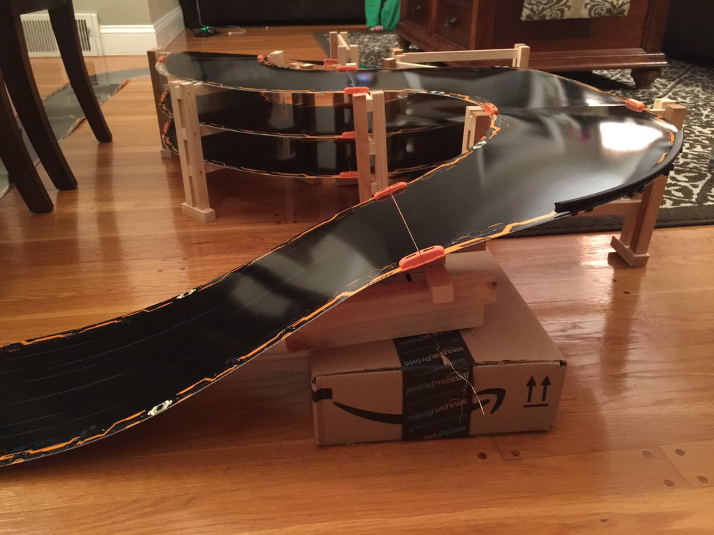 jrom67's tweet photo. @anki custom built riser pieces mega track coming soon. Thanks again to @SenLayton @jpduffy77 https://t.co/OhUfiXPRSS