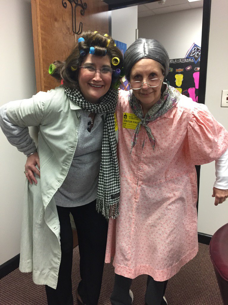 sdianejones's tweet photo. Celebrating 100 years of school: Ms. Tolen and Ms. Franklin!!! https://t.co/B4DE7ayE9k