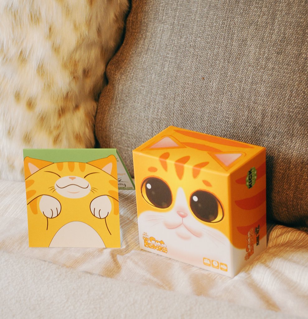 global_sarah's tweet photo. I'm loving my new @kickstarter #cattower game! Jasmine, however, is unimpressed. #cattowerunboxing https://t.co/3z9NY9Clgo