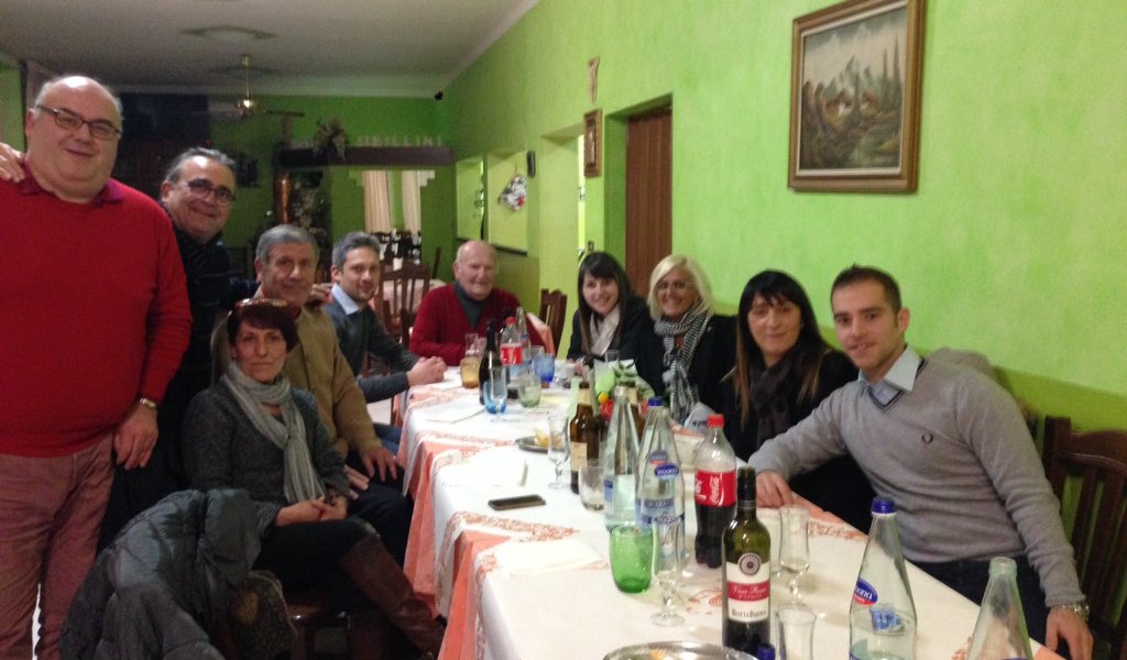 RegoliClaudia's tweet photo. Ieri piacevole serata con amici Pres #ClubFI Sarnano Visso Tolentino S.Ginesio Montegranaro e altri simpatizzanti 🇮🇹 https://t.co/YQ6rX75e6J