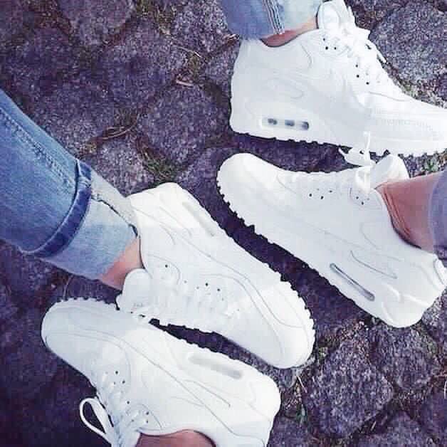 1211Sawakun's tweet photo. NIKEペアルックやばい😍☺️😚😵😭 https://t.co/syjcTYUHGV