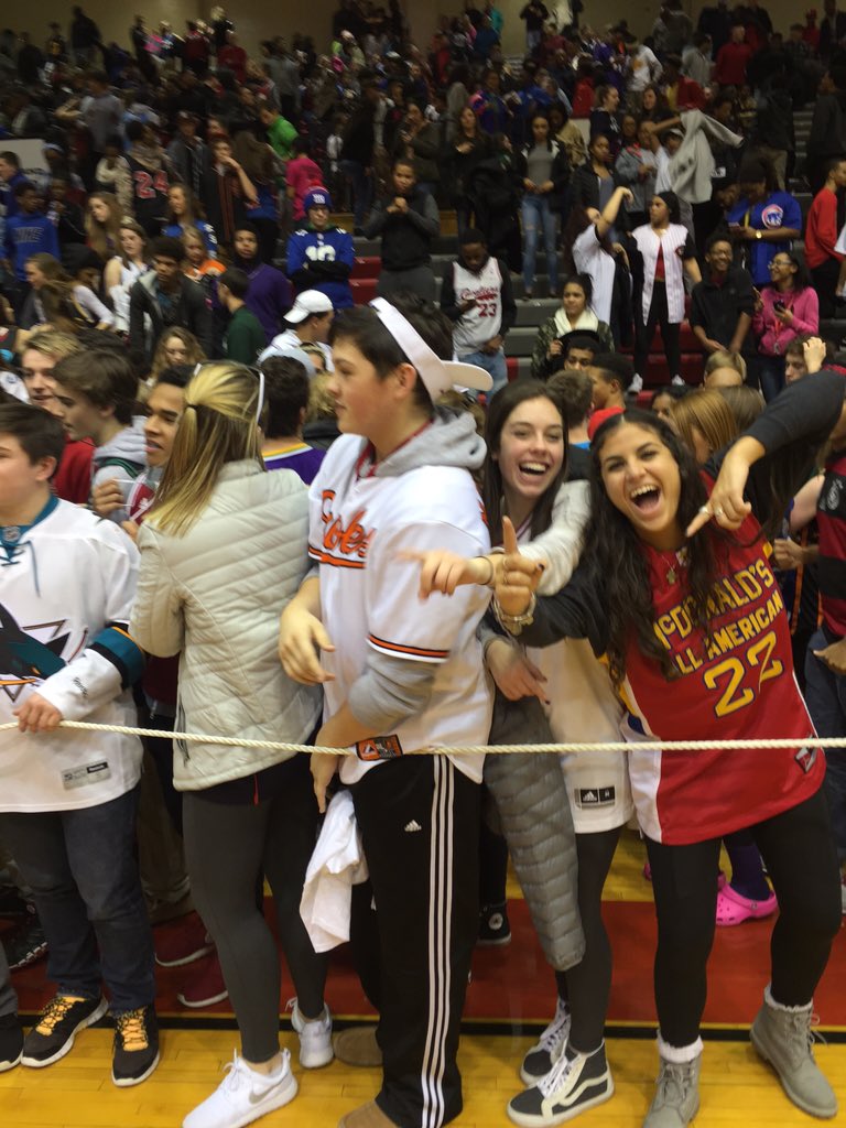 NC_Principal's tweet photo. 70-65 NC beats LN https://t.co/qnkiQeZWF7