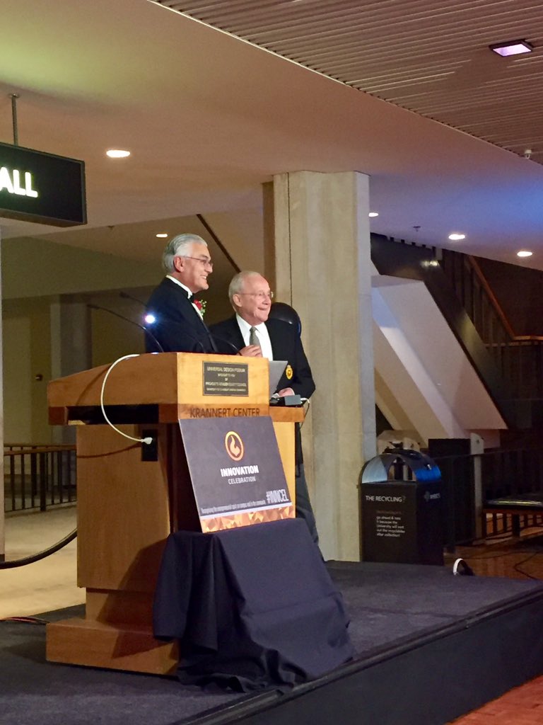 LauraUIRP's tweet photo. Pioneering entrepreneurship expert Paul Magelli from @uiucbusiness wins Entrepreneur Advocate award #inncel icon https://t.co/W3N3ddSwD3