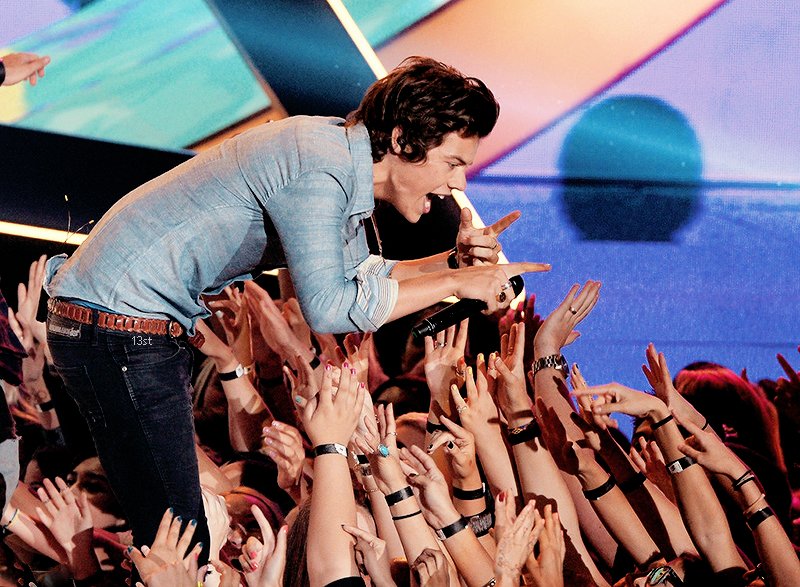 13styls's tweet photo. Teen Choice Awards. https://t.co/FaZthzx5Qz