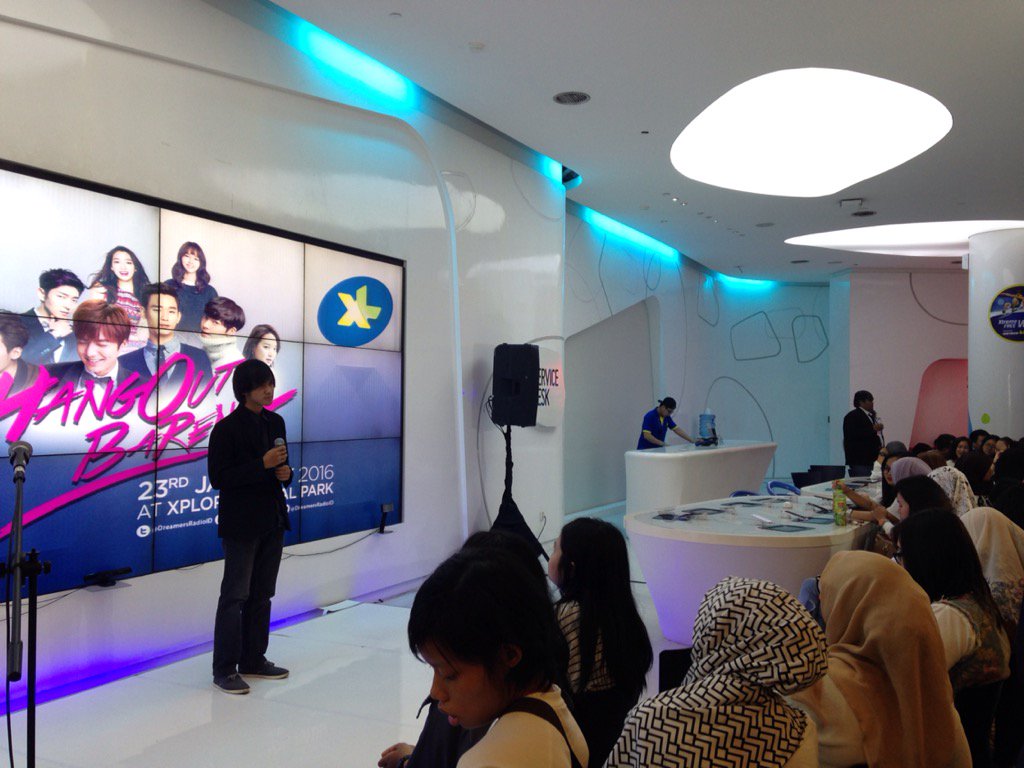 Now! #SingCover <a href="/noonahuntersc/">Noona Hunter</a> di #HangoutBarengXL &amp; #DreamersID