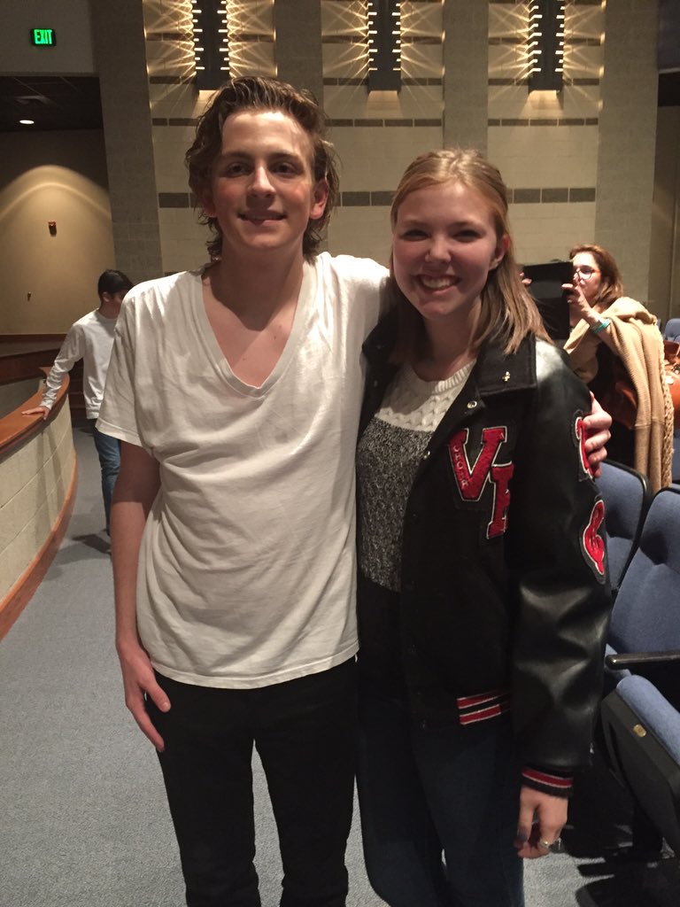 cydney_ellen's tweet photo. @vhsMusical so happy we came to see it! Y'all were amazing! https://t.co/RWiCtacok5