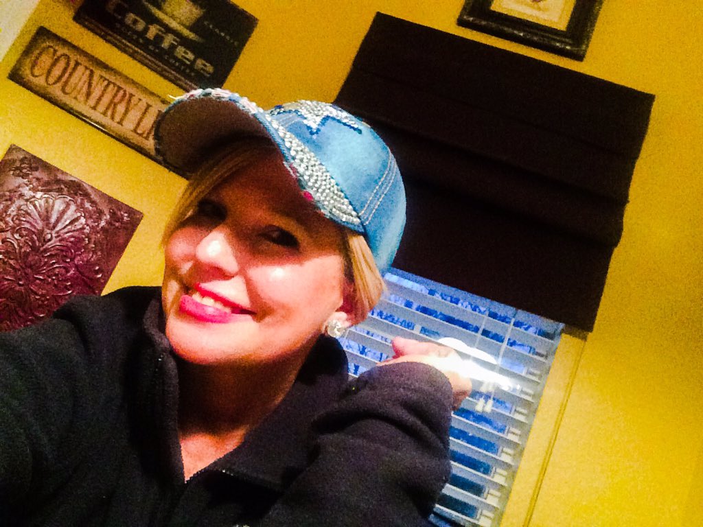 stephbaylorrn's tweet photo. https://t.co/RESecX4au5