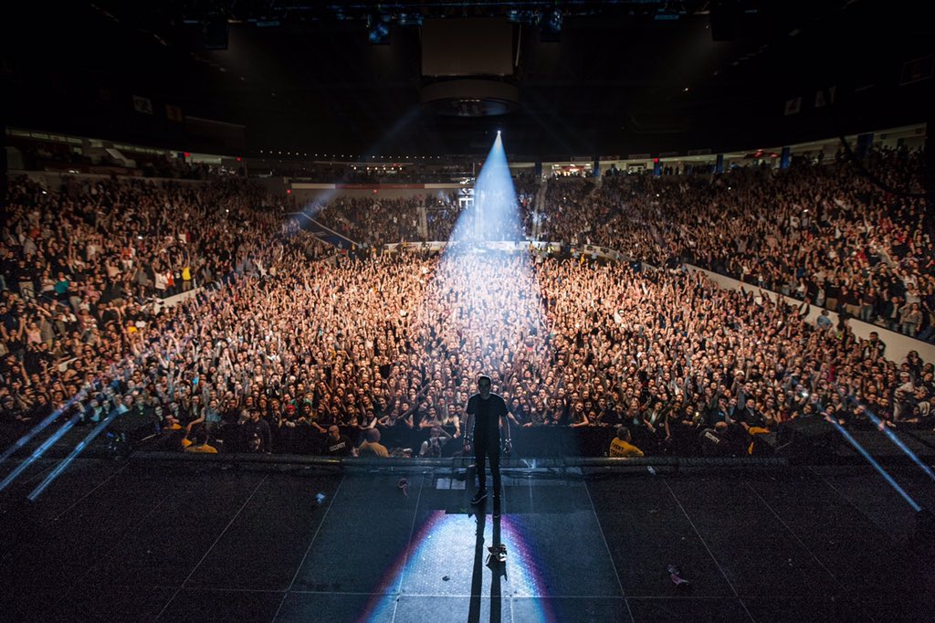 G_Eazy's tweet image. Tonight was hella tight 🙏🏼
