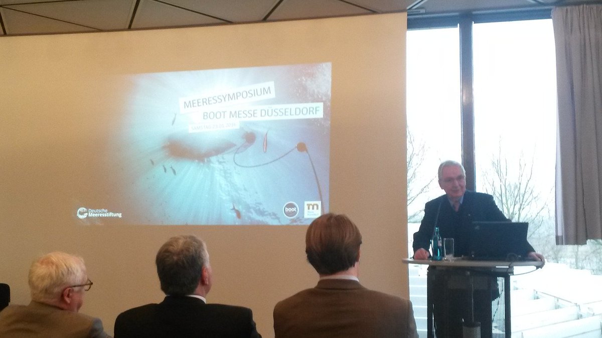 OlliKnoop's tweet photo. Prof. Klaus Töpfer über die zukunft der meere #meeressymposium @Meeresstiftung #boot2016 #futurewater14 https://t.co/I4iNJEgdHG
