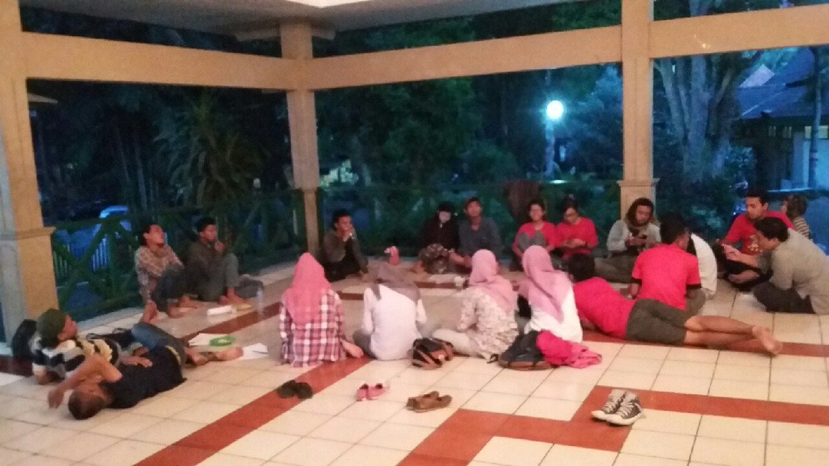 Kita belum capek, loh
Ayok ngilmu lagi 😁