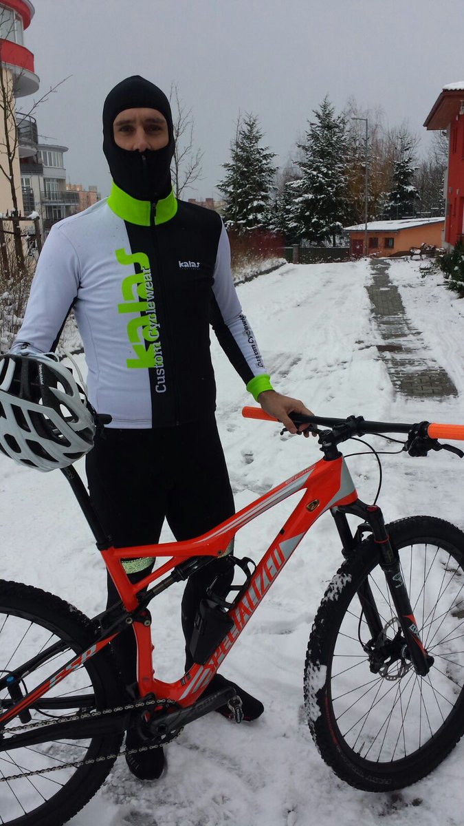 Testing day: -9c new @Kalaswear_eu #Diamontjacket which i helped develop ☺. Already tested -4c for 3h it was fine.