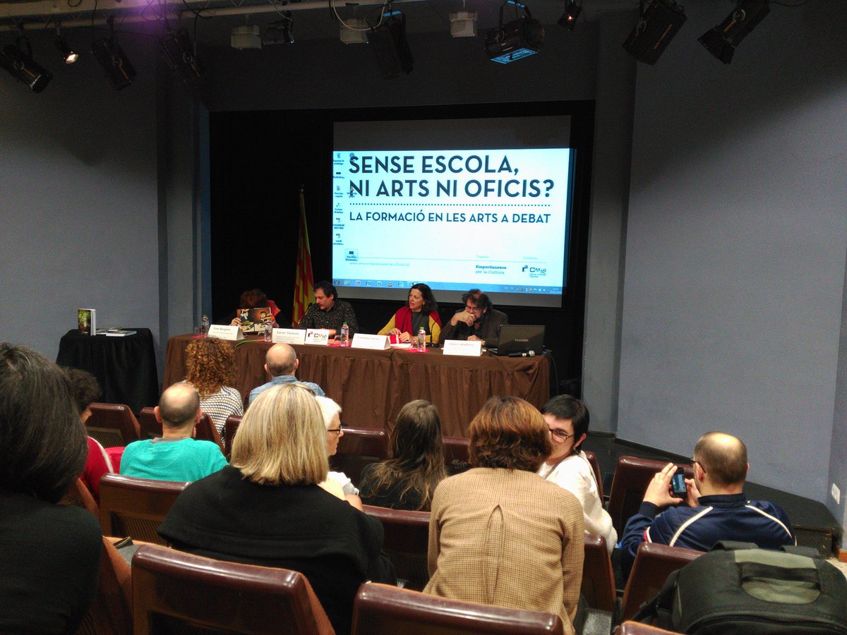 La formació en les arts a debat a  #Figueres. Debat amb Taula de luxe <a href="/cervi_3/">Cristina Cervià</a>