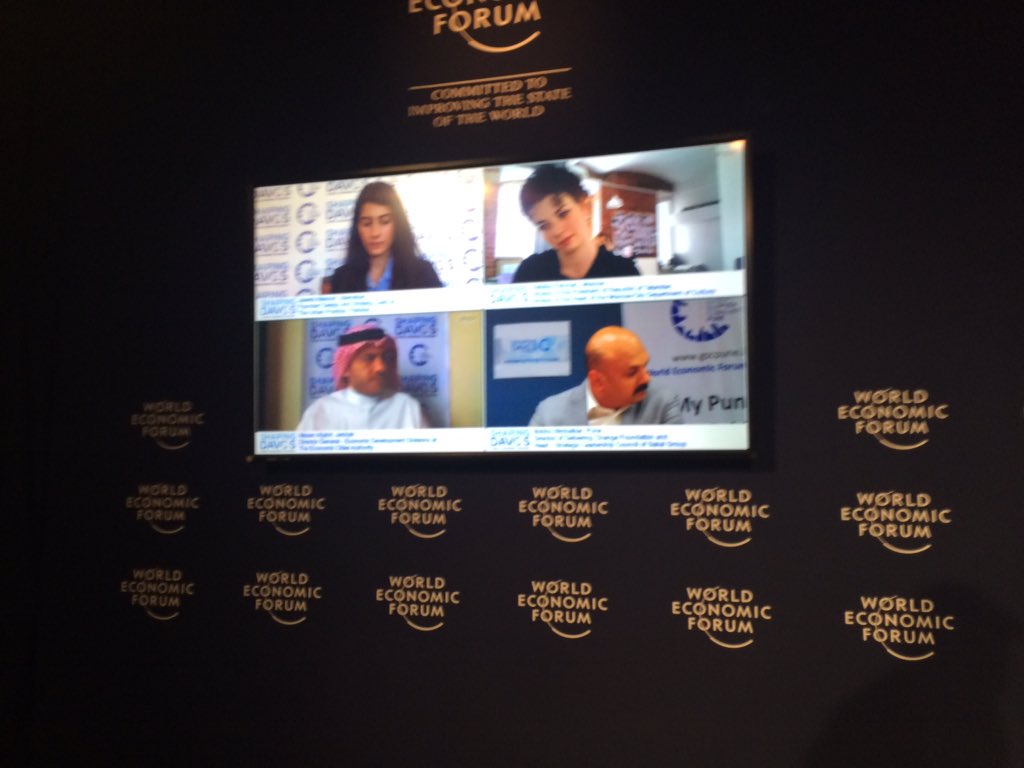 alicecharles's tweet photo. Preparing to live webcast the Reimagining Urban Life session @wef @Davos @GlobalShapers #shapingcities @nenshi https://t.co/cHclURReqT