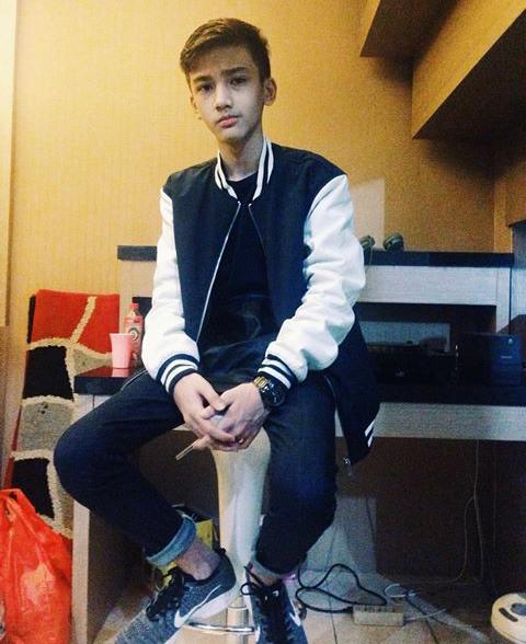 #arhamnatic
#arhamnatic
#arhamnatic
<a href="/ariirham2/">Ari irham</a> malem minggu ramein hashtag #arhamnatic love u ri❤😊