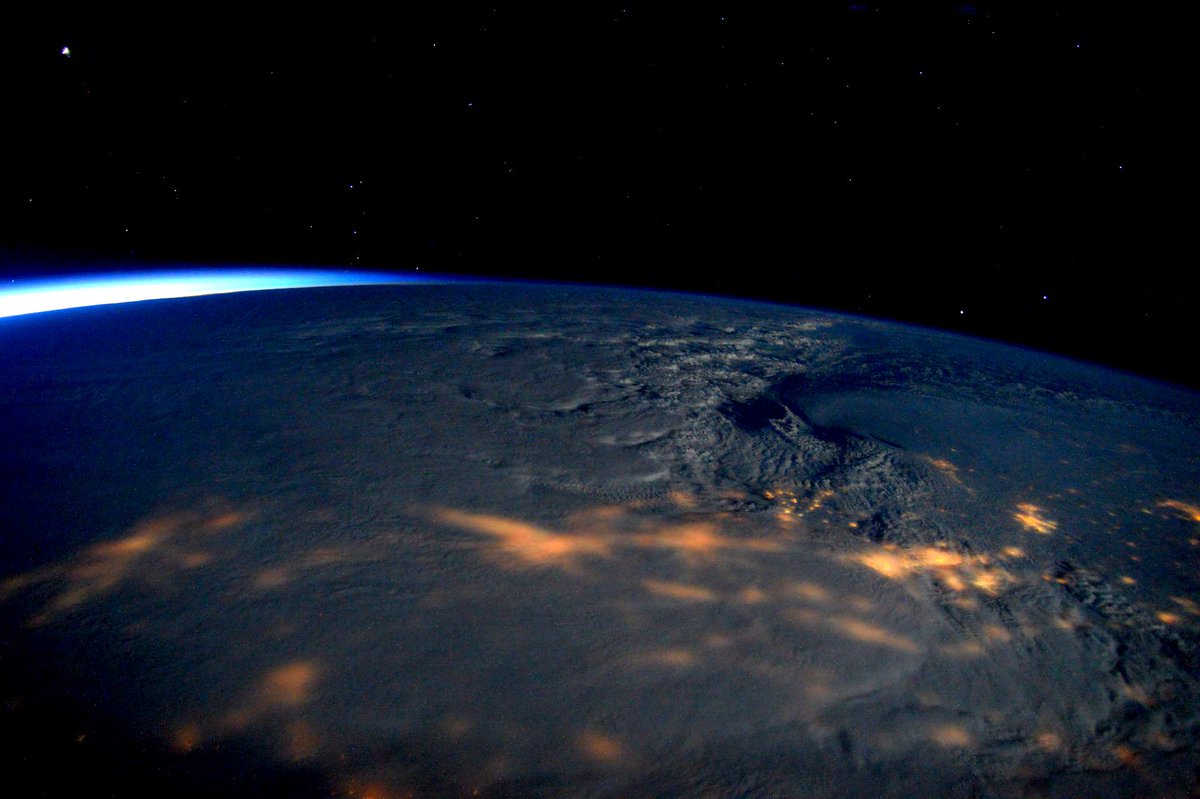 winter storm jonas space station cnet.com