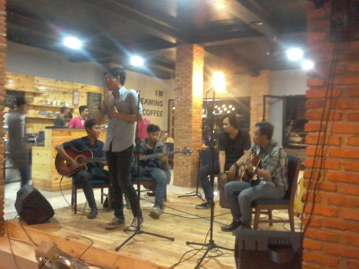 Silvershining tweet media