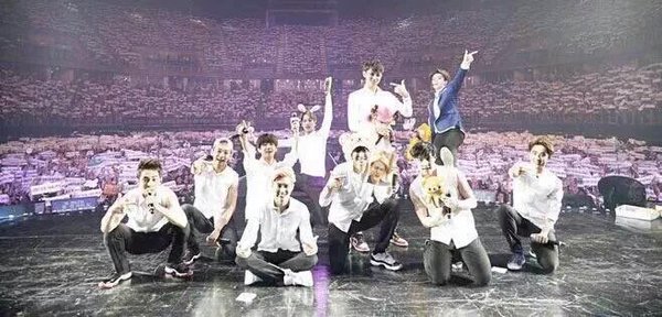 oppameows's tweet photo. OT12
OT11
OT10
OT09

"AS LONG AS EXO IS HERE, EXO-LS WILL ALWAYS BE BY YOUR SIDE"
#EXOluXioninManila 💕💕 https://t.co/nx7m5lENJp