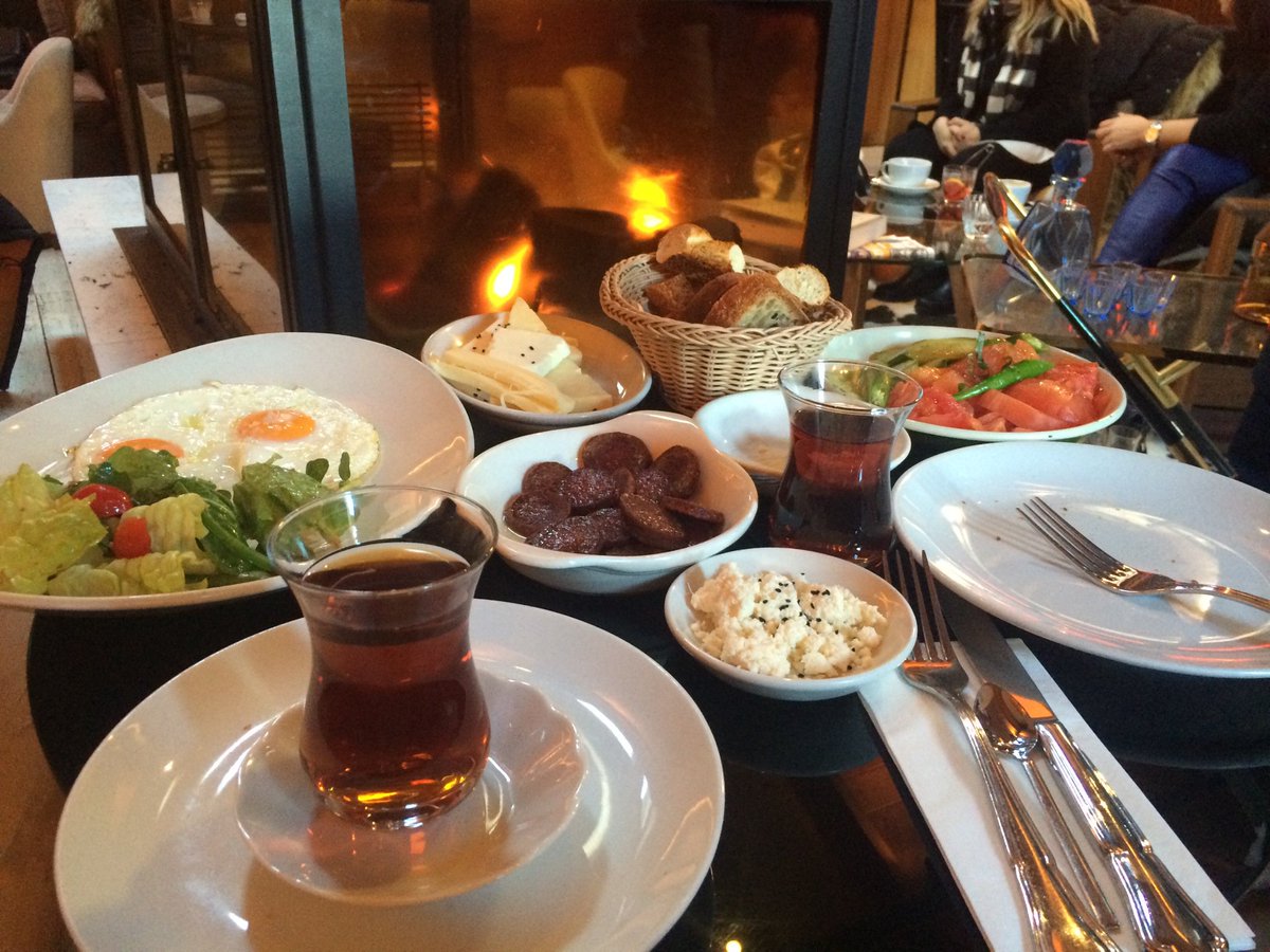 I'm at <a href="/BackyardBebekoy/">Backyard by Nupeople</a> in İstanbul, Türkiye swarmapp.com/c/g7bZgZ4OLJi