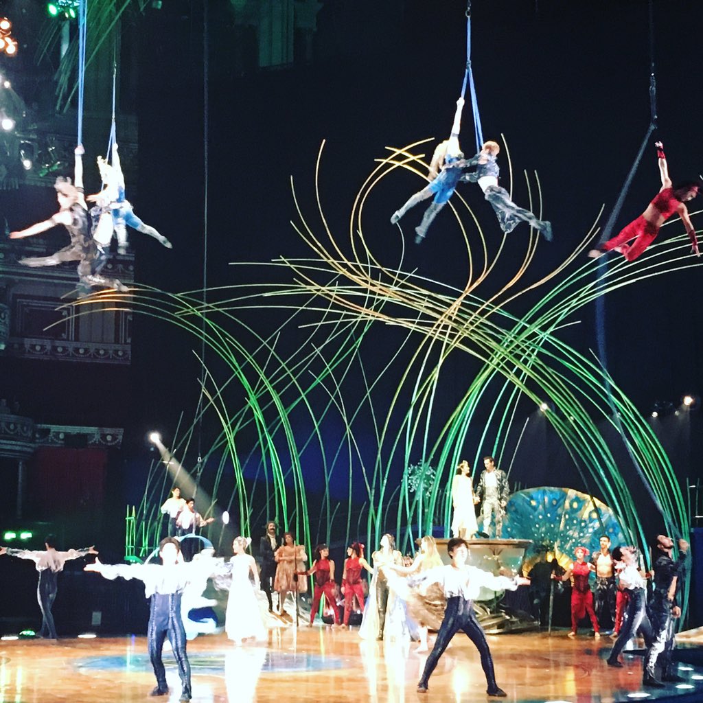 Claire_732's tweet photo. @iansums thank you for the #viprouge experience @RoyalAlbertHall for @Cirque #amaluna today. Such an amazing day 😘 https://t.co/KMAOkHDuG1