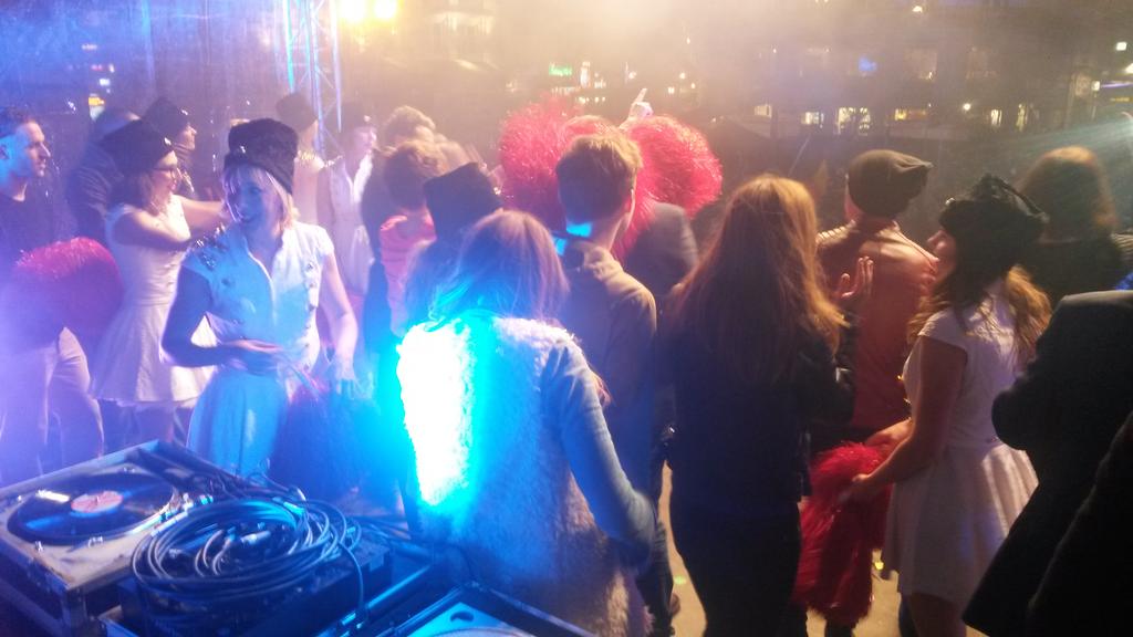 Brussels' Colours tweet media