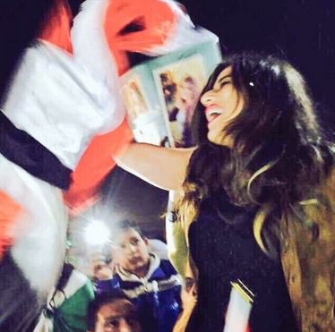 FilFan's tweet photo. استقبال محبي متسابقة "ستار أكاديمي" هايدي موسي لها في مطار القاهرة  @StaracArabia https://t.co/2Bu2JelHxx