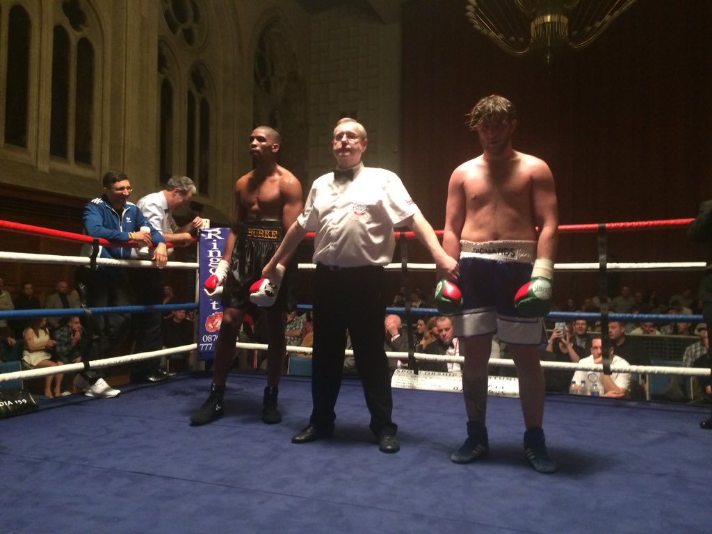 BCB_Boxing's tweet photo. @CraigBirch_Star @ExpressandStar ... @joshburke86 loses 57-58 in Plymouth against @realcrichards. Close fight.. https://t.co/vTuTyvMmqk
