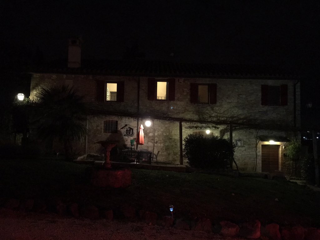 anna_pongelli's tweet photo. Ecco la mia casetta a San Mariano PG .......Per chi vuole, è in affitto ! https://t.co/AtkZZgXDpt