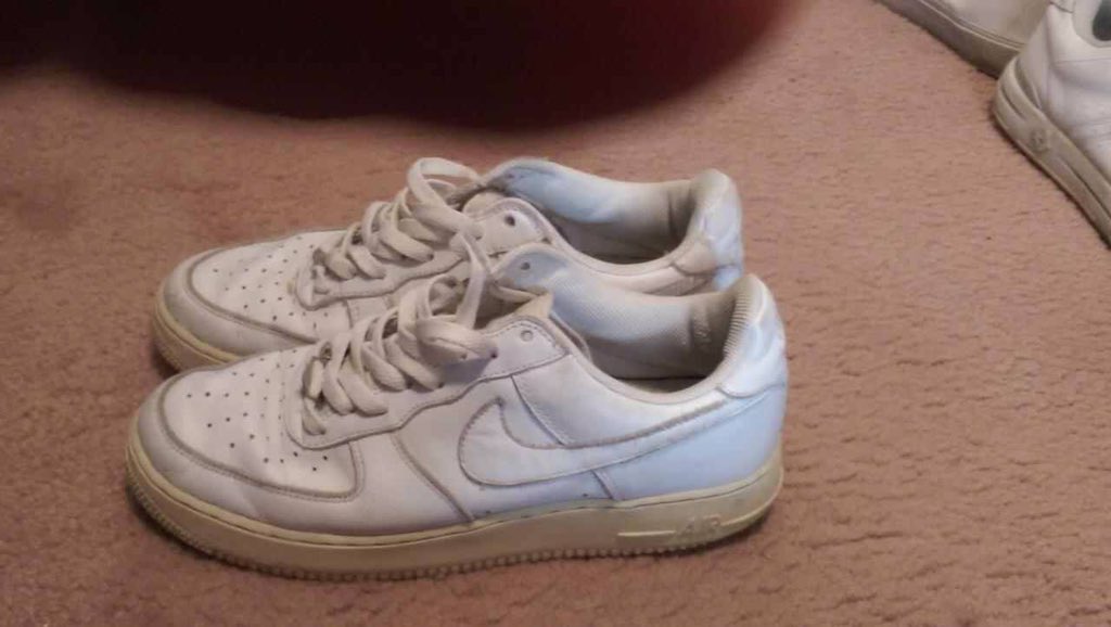 R3troSp3ctro's tweet photo. If somebody try to fight you wearing these then just walk away bruh they don't have anything to lose https://t.co/Q8VftE7h5V