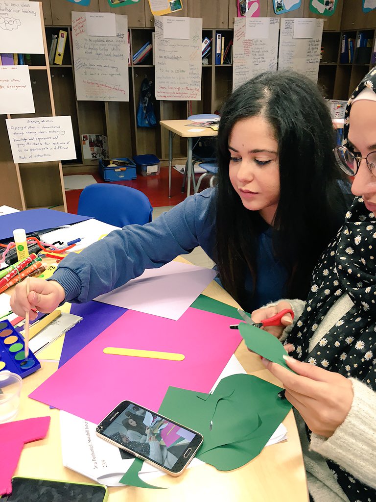 NadiaBizri's tweet photo. @Hhhsinfo Inquiry as a Tool for Teaching and Learning #ICworkshop Inquiry can be used everywhere.@KobroslySarah https://t.co/HGA02v8mko